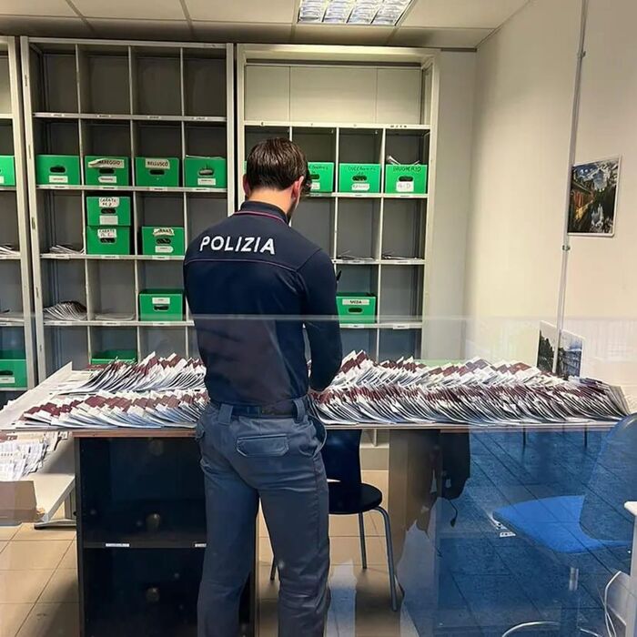 Passaporti A Pesaro3A Nuove Opp
