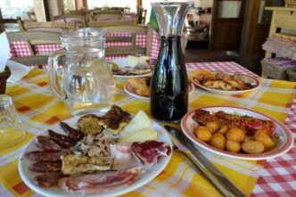 Pic3B9 Di 2 Milioni Di Turisti Sc