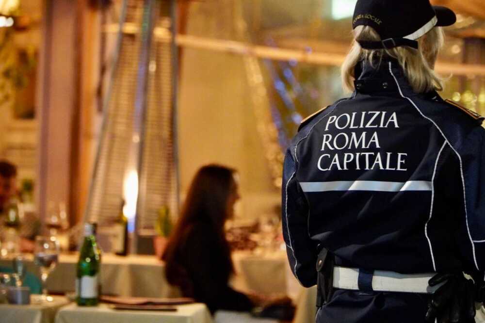 Polizia Locale Di Roma Intensi