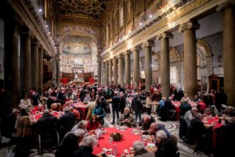 Pranzo Di Natale Con I Poveri3A
