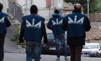 Prefettura Di Napoli3A Fermare