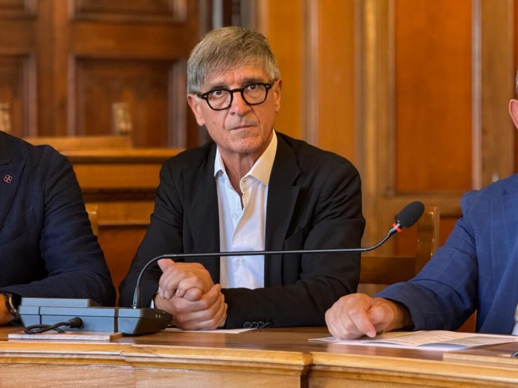 Prestigioso Riconoscimento Per 1