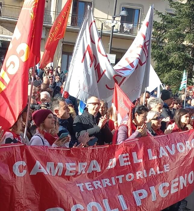 Protesta A Comunanza Per La Ch