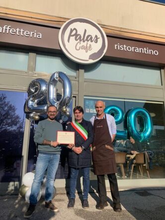 Riconoscimento A Enrico Pinton