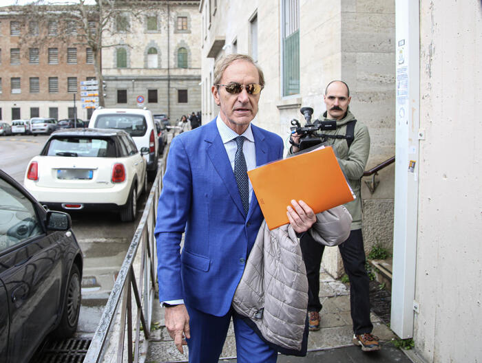 Rinvio Decisione Del Riesame P