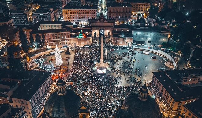 Roma Si Illumina Per Il Natale