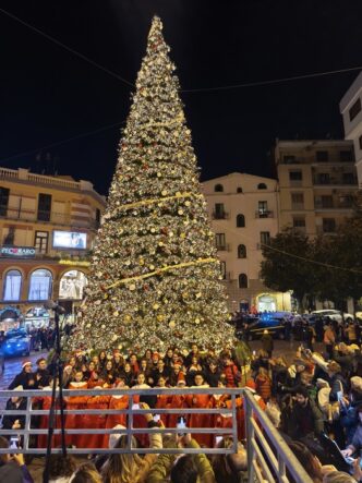 Salerno Accende Le Luci Del Na