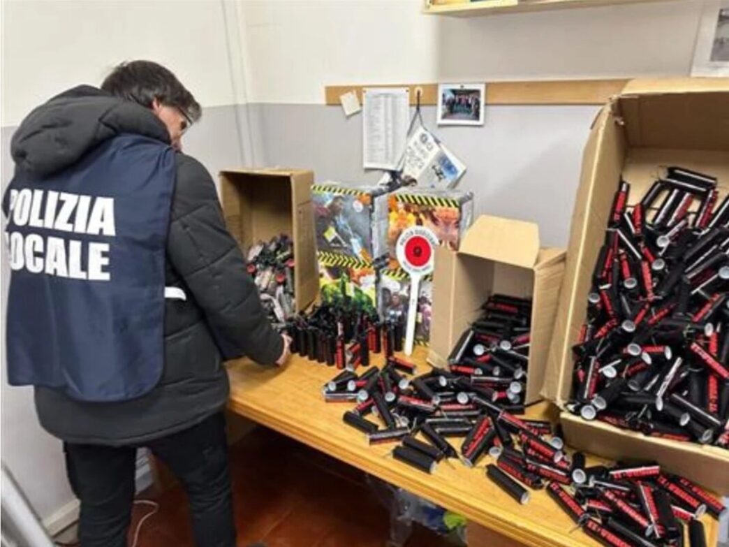 Sequestro Di Fuochi De28099Artifici