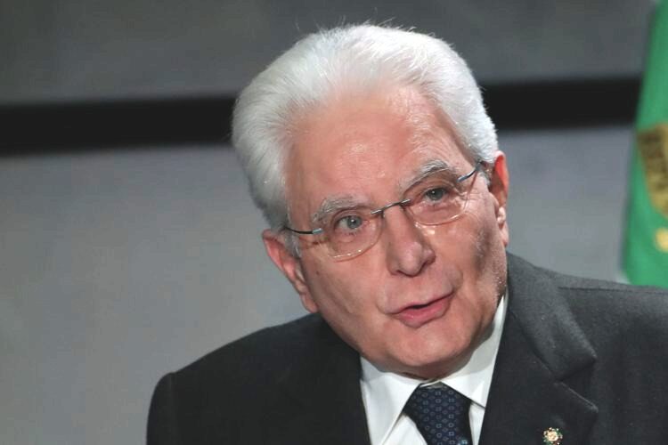 Sergio Mattarella Sottolinea I