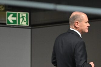 Sfiducia Al Governo Tedesco Di