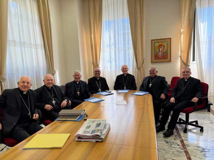 Sindacati E Vescovi Della Basi