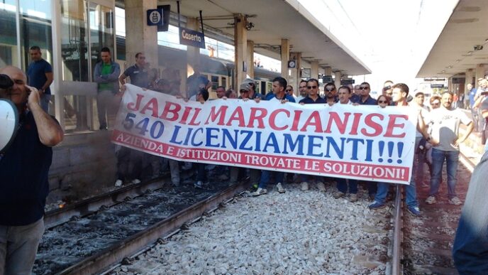 Sit In E Corteo A Caserta3A I L