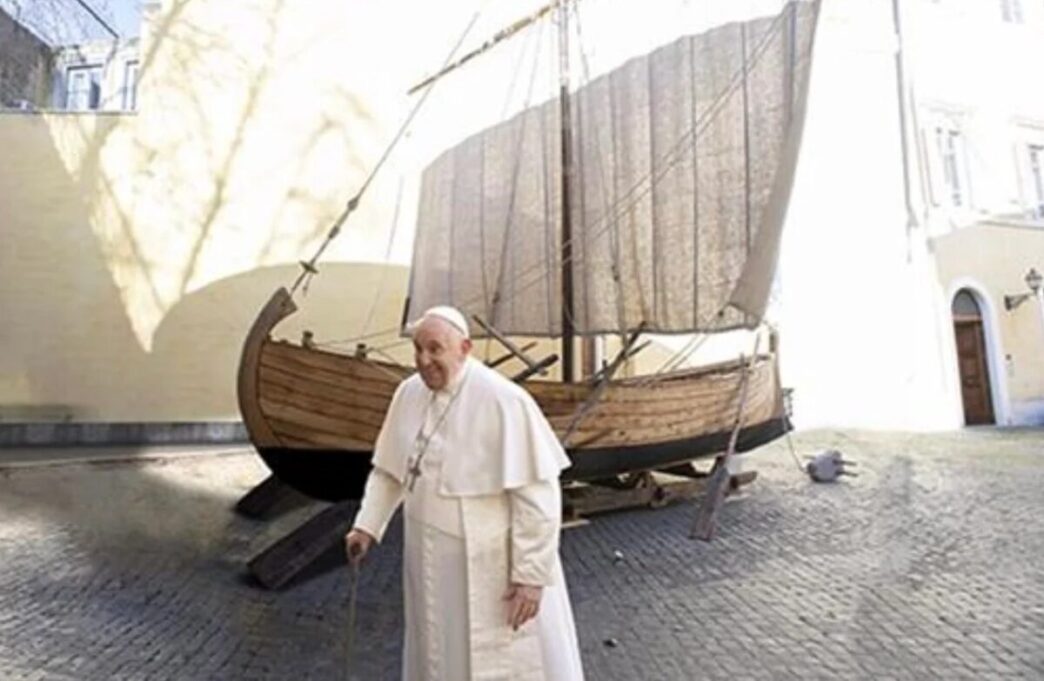 Sorrento Celebra La Barca Di P