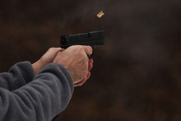 Spari A Roma Est3A Uomo Di 43 A