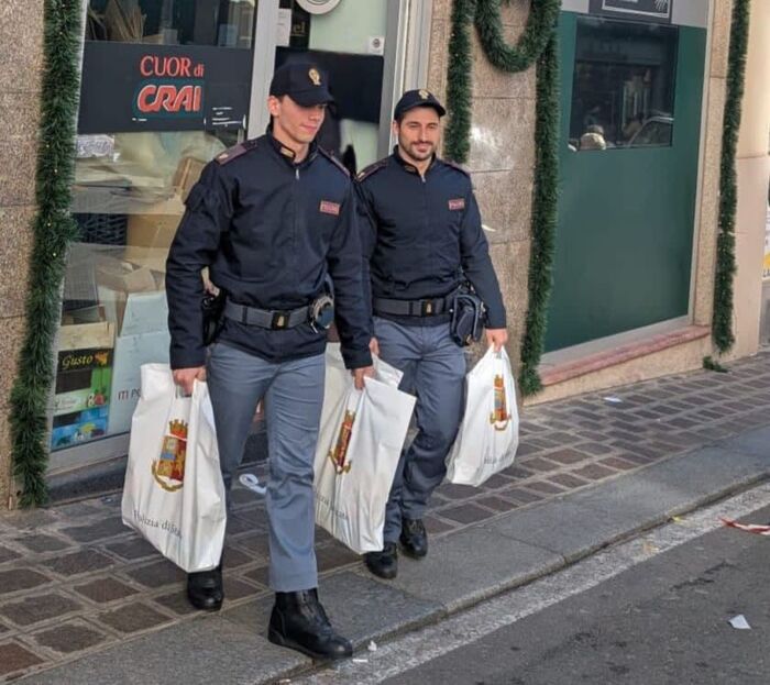 Spesa Solidale Nel Cuore Di Ca