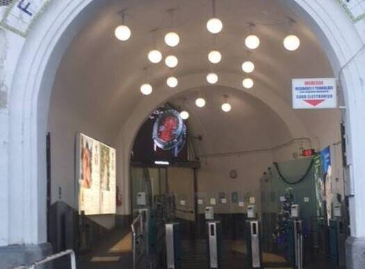 Stop Della Funicolare A Capri3A