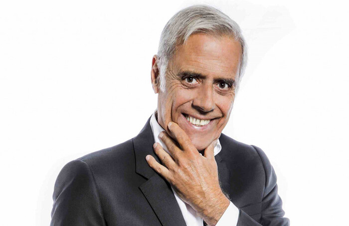 Teo Teocoli Porta Il Cabaret D