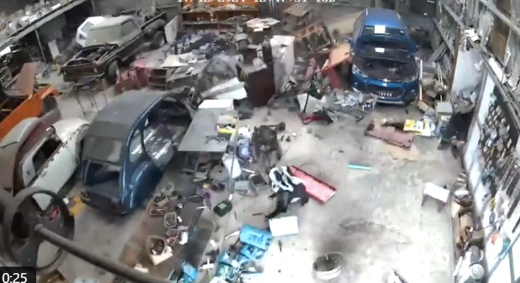 Terremoto Devasta Port Vila2C C