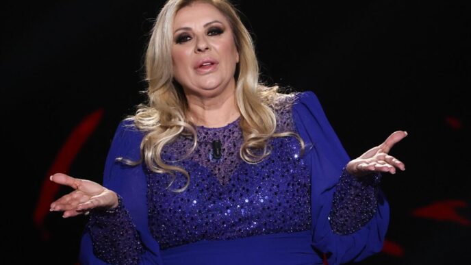Tina Cipollari Si Racconta3A Le28099