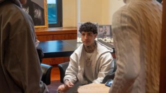 Tony Effe Firma Copie A Roma T