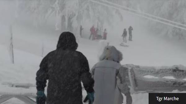 Tragedia Sulle Piste3A Sciatore