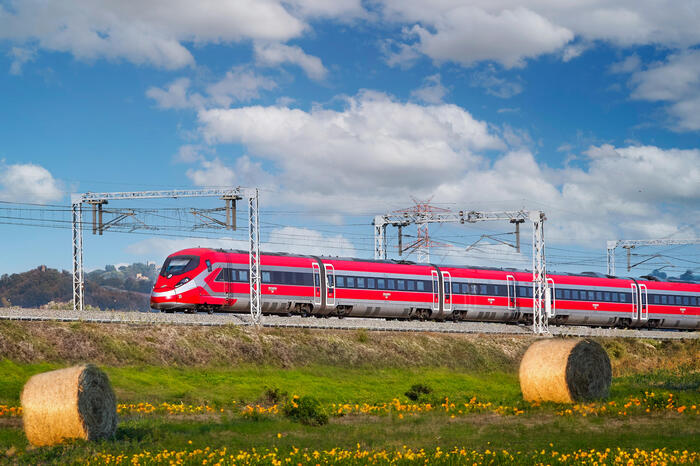 Trenitalia Amplia I Collegamen