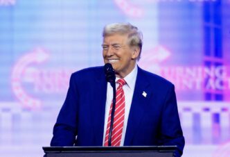 Trump Attacca Panama2C Lancia P