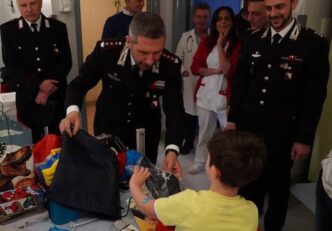 Un Gesto Di Solidarietc3A03A I Car