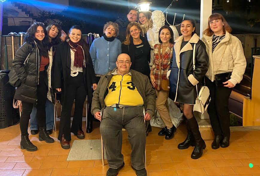 Un Grande Vuoto Nella Comunitc3A0