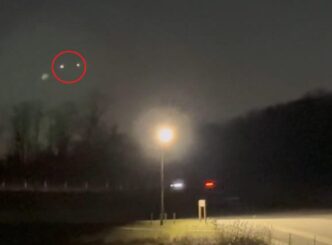 Un Mistero Aereo3A La Presenza