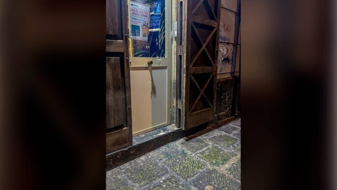 Vandalismo A Napoli3A Attacco A