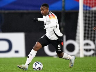 Youssoufa Moukoko3A La Controve