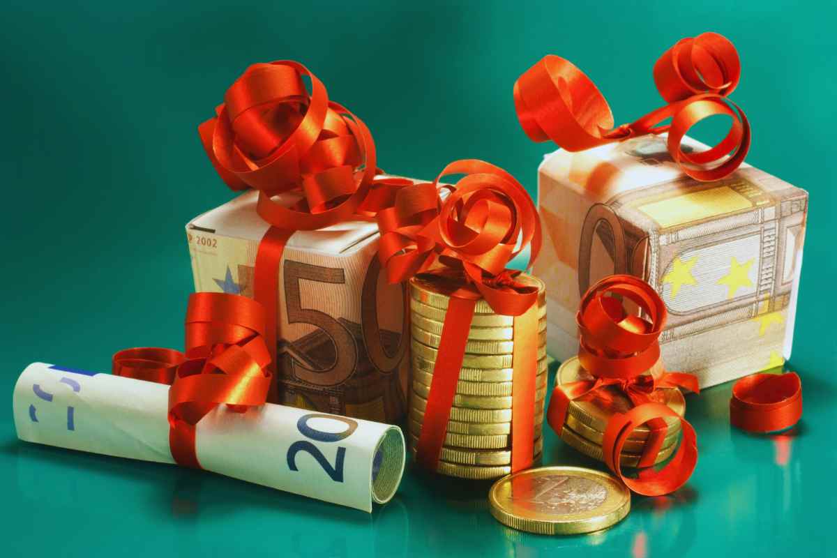 Bonus Natale In Arrivo Dai Comuni: 500 Euro Prima Delle Feste, Una Svolta 5 Come Avere Il Bonus Natale
