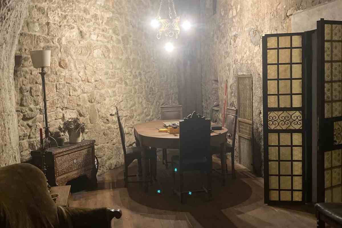 Case In Pietra E Mura Maestose, Il Castello Ha Sempre Attratto Migliaia Di Turisti: Il Motivo È Incredibile 6 Castello Fumone Fascino E Leggende