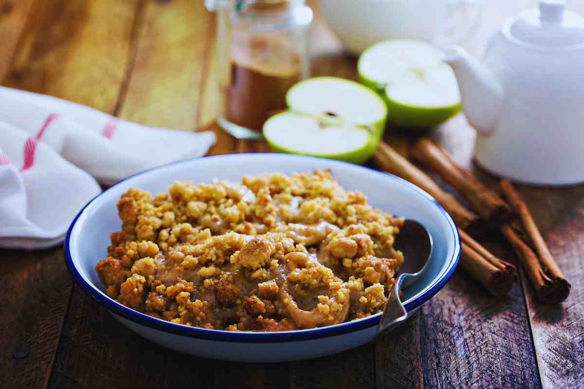 Croccante E Dietetico: Il Crumble Di Mele Salva La Linea E La Merenda, Provalo Anche Tu 5 Come Fare Il Crumble Di Mele