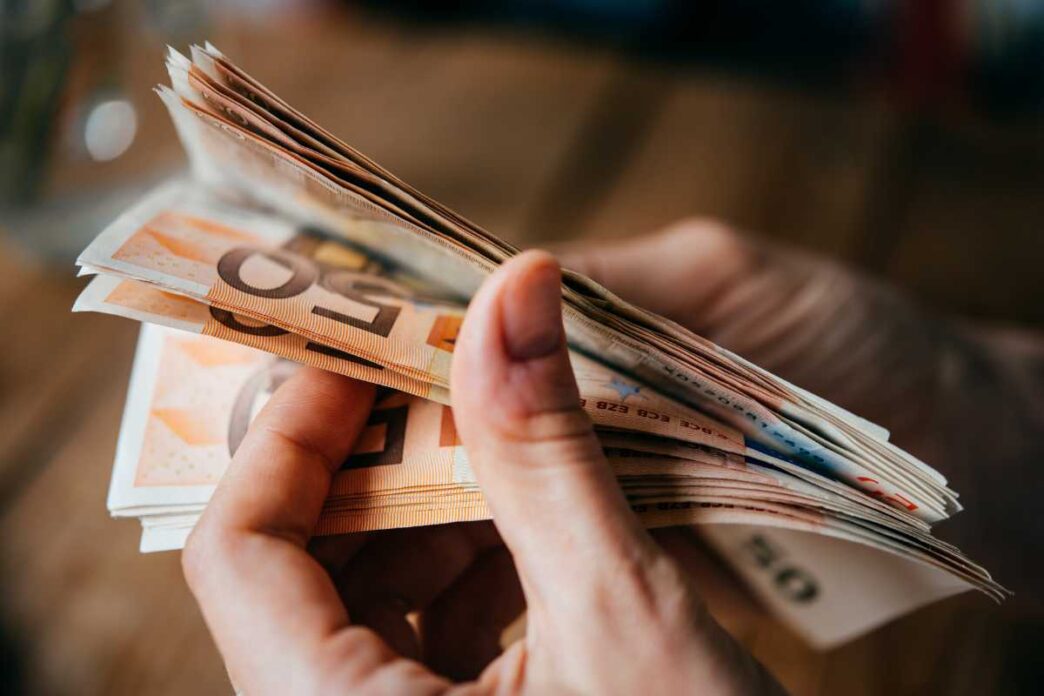 600 Euro Al Mese Per 10 Anni Ecco Per Chi