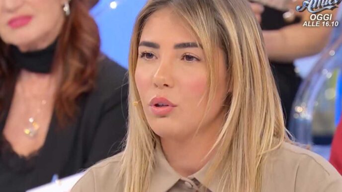 Uomini E Donne Martina Svela Scelta