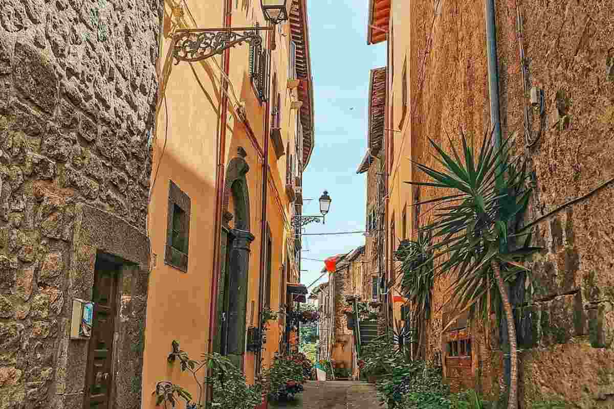 Tra Ripidi Pendii E Una Natura Lussureggiante Nasce Questo Fantastico Borgo: Un Vero Gioiello Della Tuscia 6 Vitorchiano Gioiello Della Tuscia Cosa Fare E Vedere