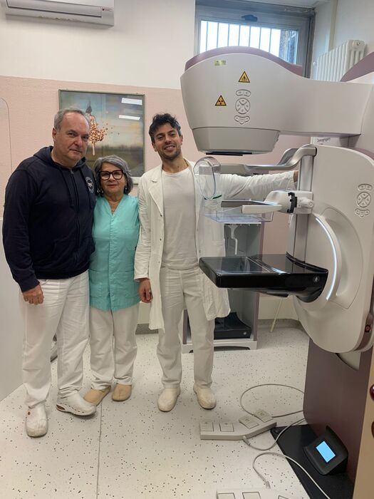 A Pesaro Il Mammografo Di Via