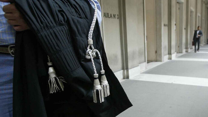 Accuse Di Stalking A Modena3A 3