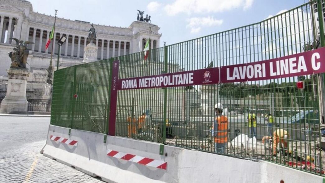 Aggressione In Metro A Roma3A U