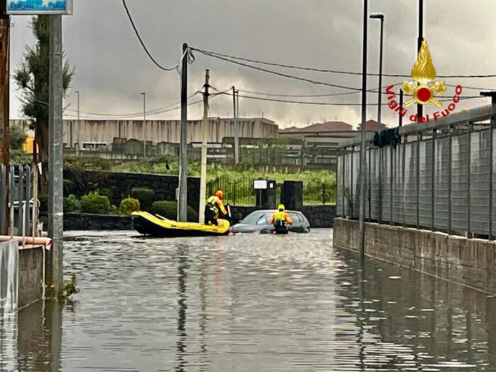 Allerta Rossa A Catania3A Tempo