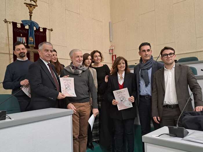 Ancona Lancia Un Bando Da 170