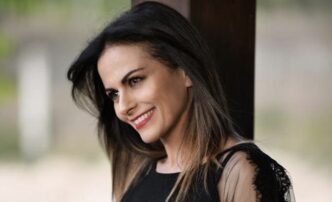 Antonella Bucci Torna In Scena