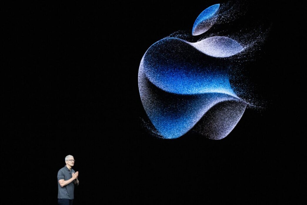 Apple Si Discosta Dalle Altre