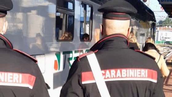 Arrestati Due Giovani Dopo Una