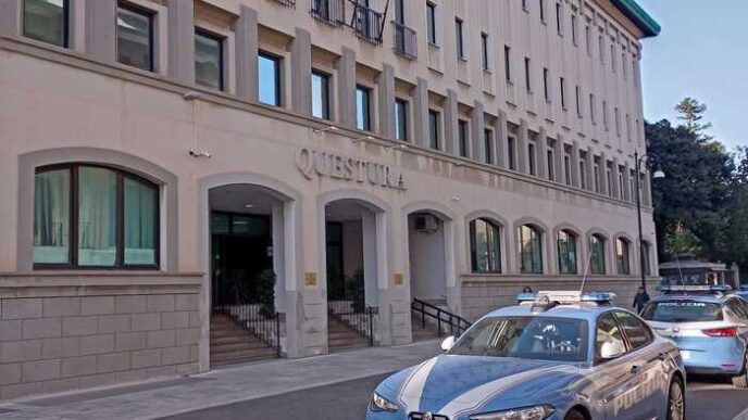 Arrestati Due Uomini A Reggio