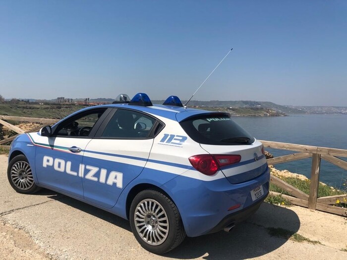 Arrestato A Crotone Un Uomo Co