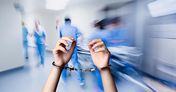 Arresto In Ospedale3A Furto Di