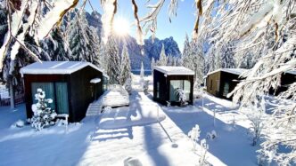 Au Coeur Des Neiges3A Un Villag